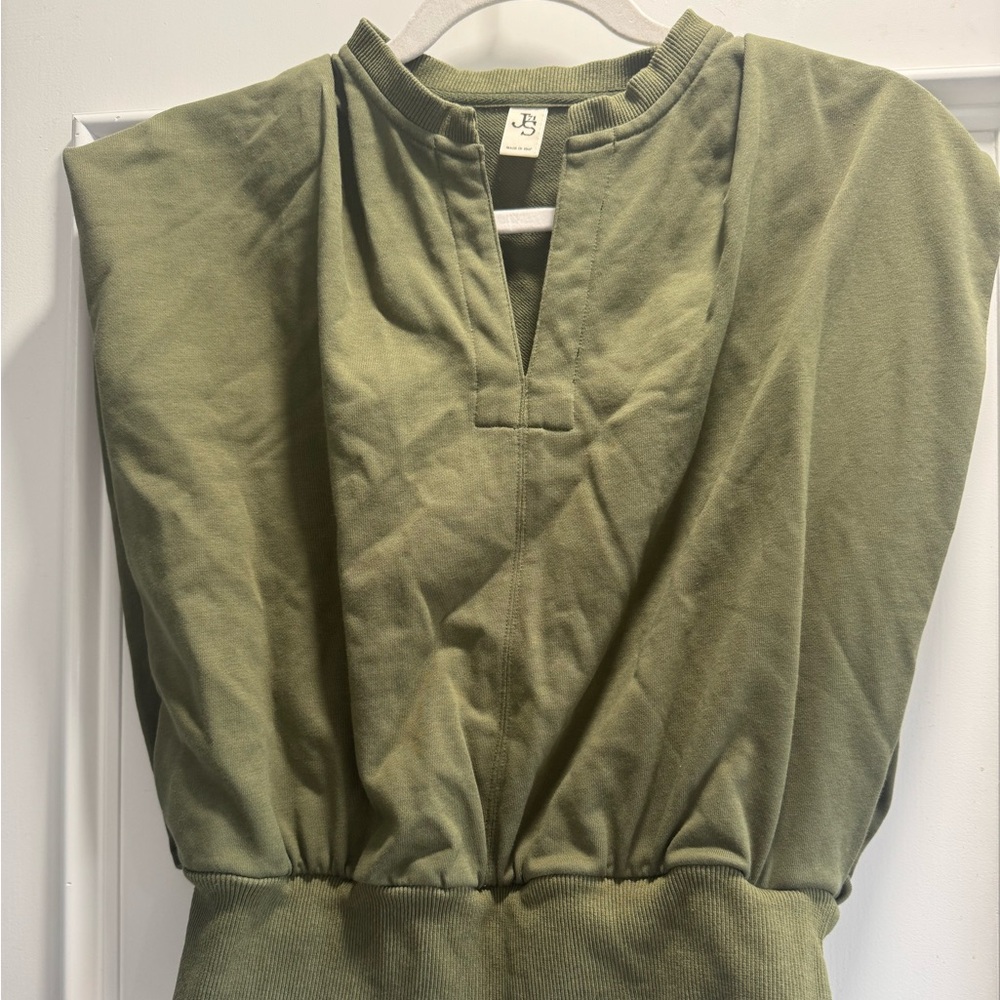 J&B Olive Green Sleeveless Top